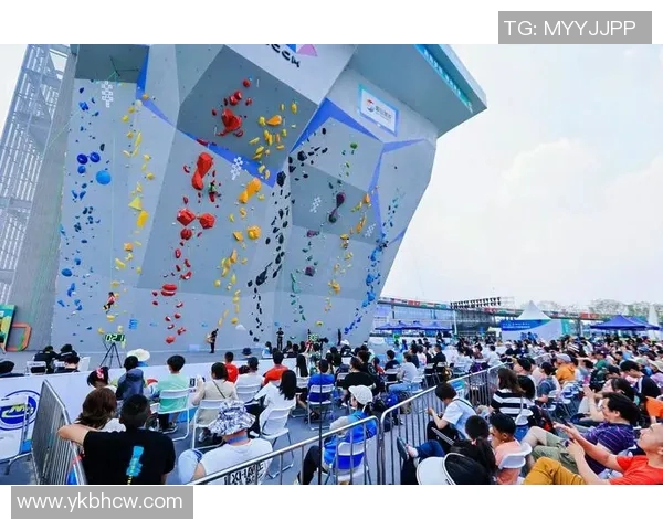 成都攀岩队与杭州攀岩队技术对比赛后分析与总结 成都攀岩队与杭州攀岩队技术对比赛后分析与总结